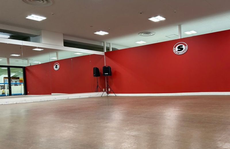 ステップアウトダンススタジオ　今福鶴見
