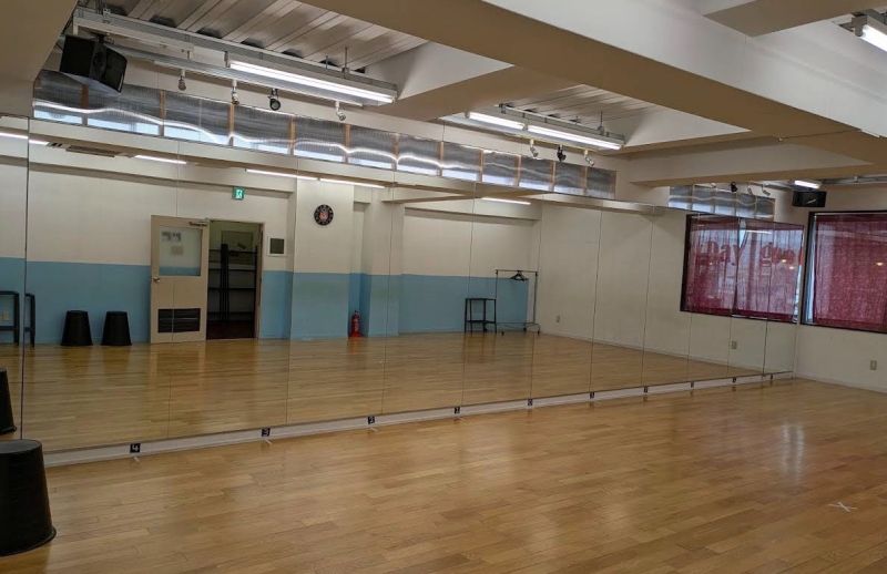 ダンススタジオデイジー布施校