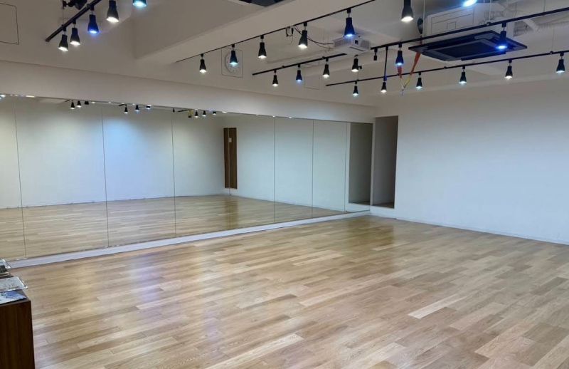 ダンススタジオデイジー柏原校